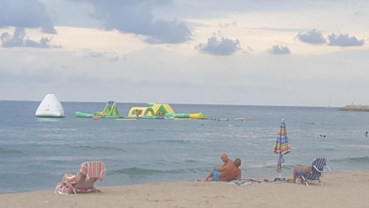 Precioso Apartamento Con Vista Al Mar Calafell Εξωτερικό φωτογραφία